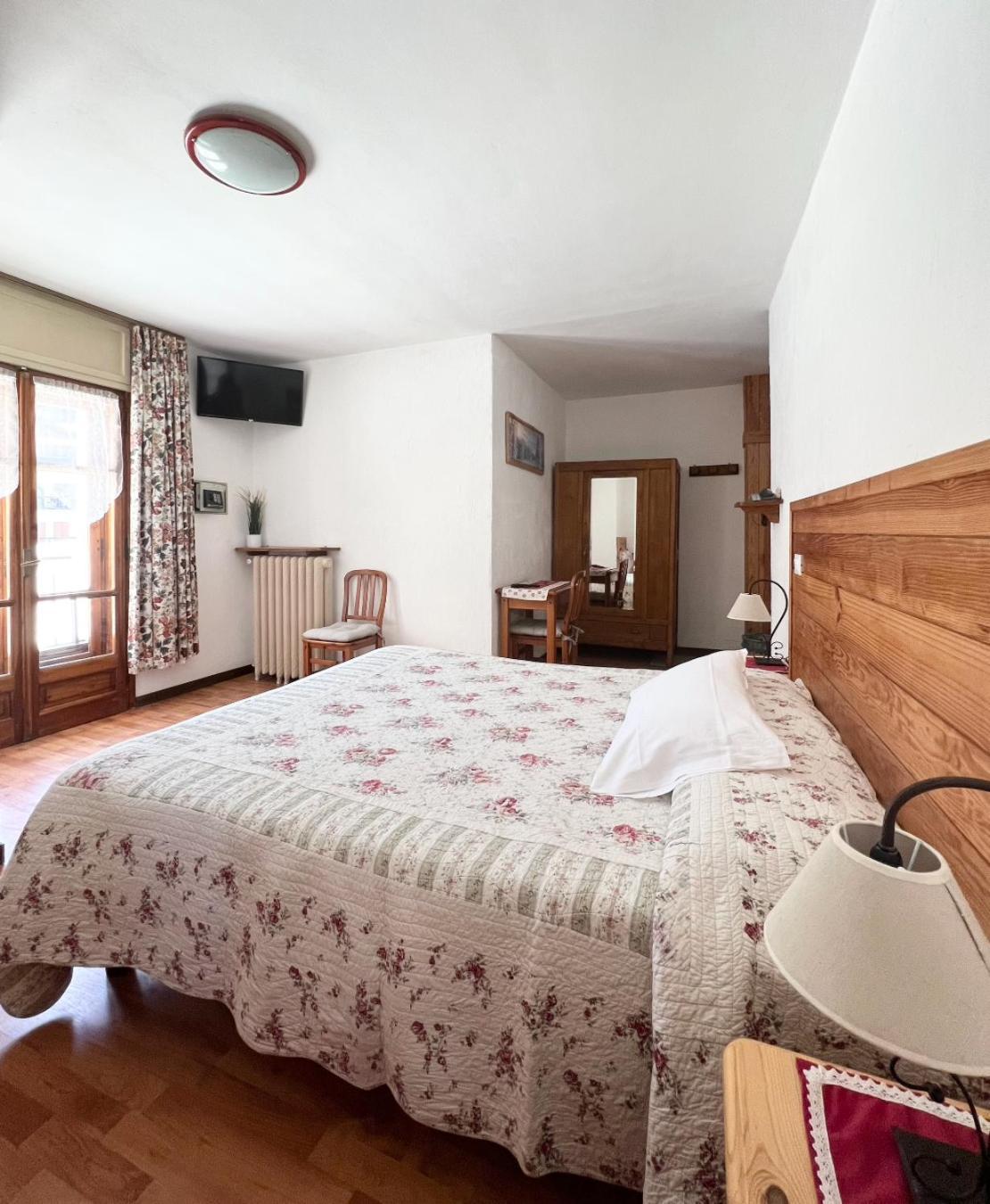 Hotel Villa Cary Oulx Eksteriør bilde