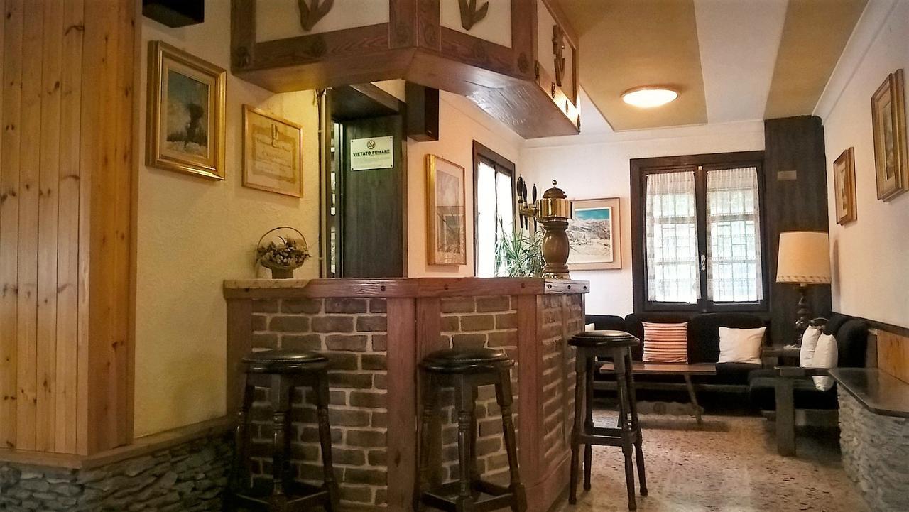 Hotel Villa Cary Oulx Eksteriør bilde